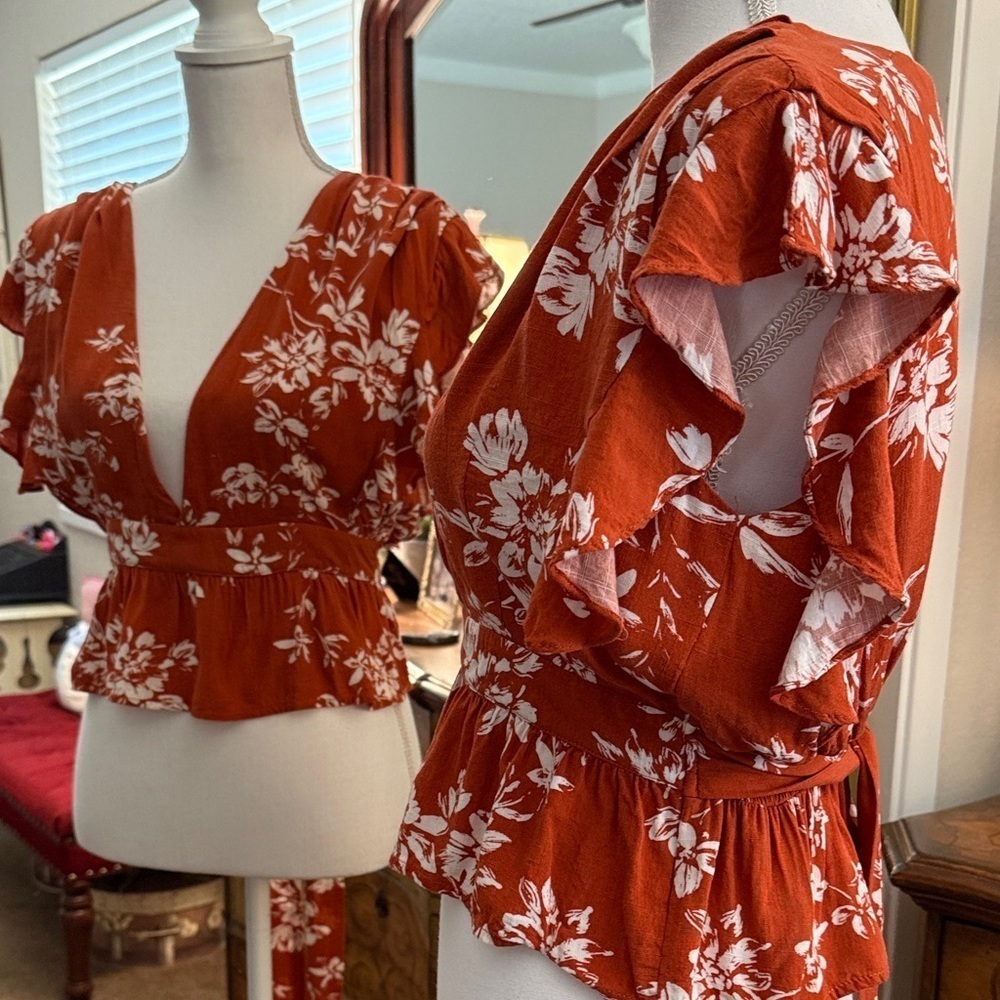 MINKPINK Rust Floral Ruffle Blouse - Picture 5 of 10